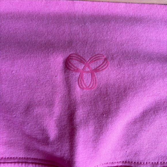 TNA Chill Atmosphere Hi-Rise 7” High-waisted Bike Shorts in Cosmo Pink Medium - Picture 4 of 8